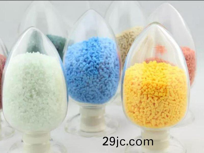 尼(ni)龍塑(su)料在(zai)汽車配件中的應用(yong)怎麼樣(yang)？