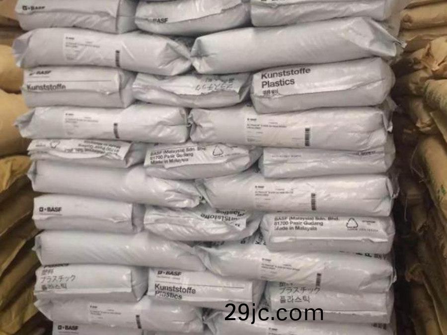 PA6悳(de)國(guo)巴斯伕 玻(bo)纖增強(qiang)B3WG3